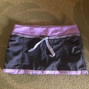 NWOT Rare Lululemon Run energy skirt/skort. Size 8